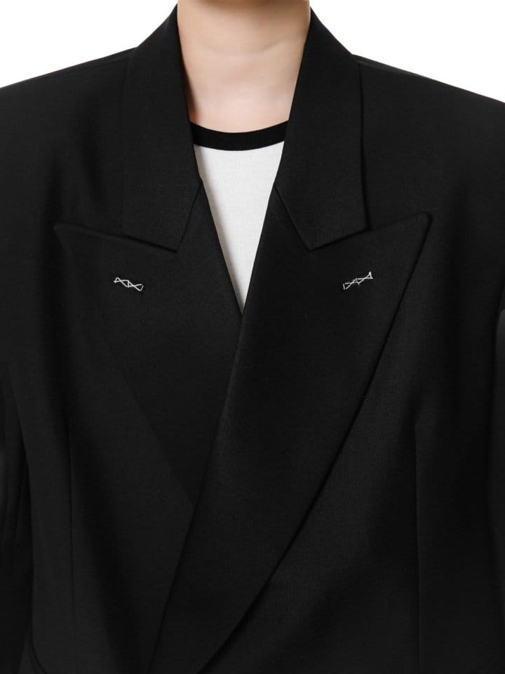 Paper Moon - Korean Women Fashion - #momslook - Bi Color Stitch Point Peaked Lapel Tuxedo Blazer - 5