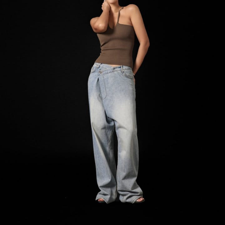 Paper Moon - Korean Women Fashion - #womensfashion - V Line Strap Ribbed Knit Sleeveless Top - 4