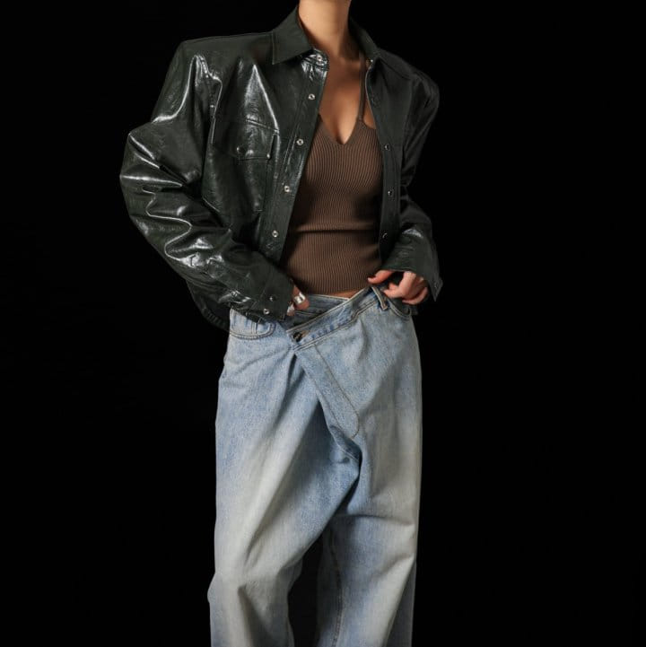 Paper Moon - Korean Women Fashion - #momslook - Vegan L Padded Shoulder Cropped Shirt Jacket - 6