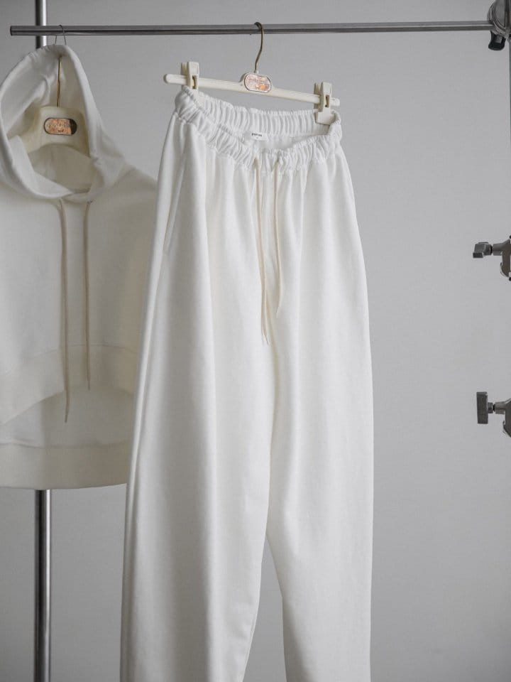 Paper Moon - Korean Women Fashion - #shopsmall - Balloon Fit Cozy Sweat Pants - 2