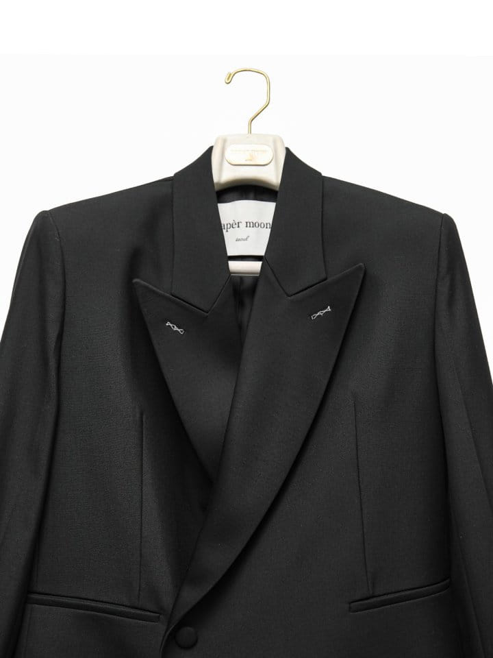 Paper Moon - Korean Women Fashion - #vintageinspired - Bi Color Stitch Point Peaked Lapel Tuxedo Blazer - 9