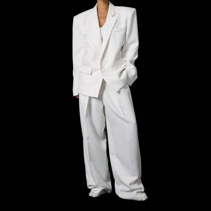 Paper Moon - Korean Women Fashion - #vintageinspired - Square Shoulder Oversized Twill Blazer - 2