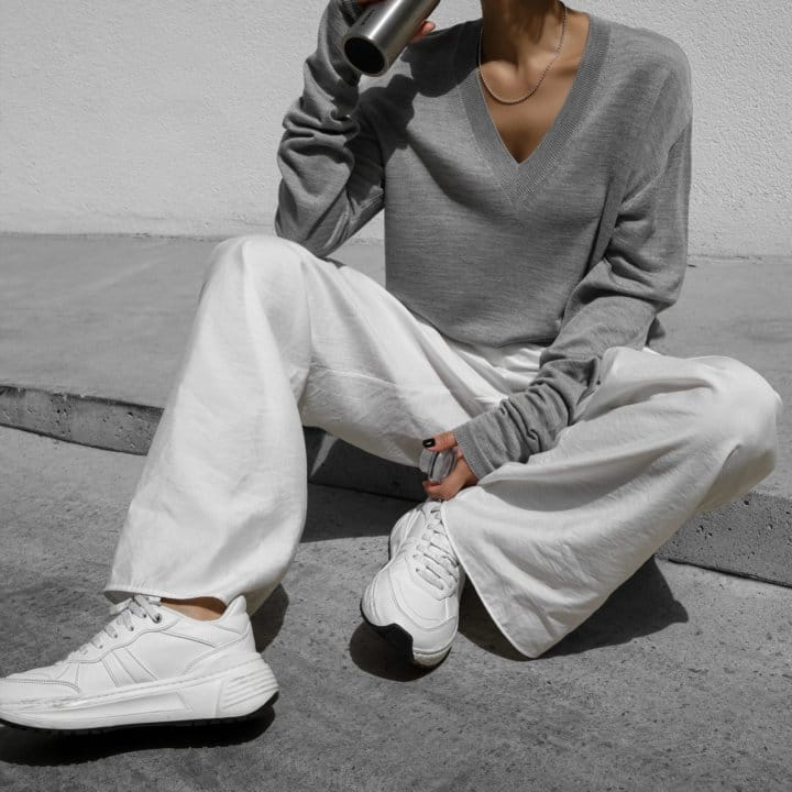 Paper Moon - Korean Women Fashion - #womensfashion - Wool Silk Deep V Neck Long Sleeved Knit - 7