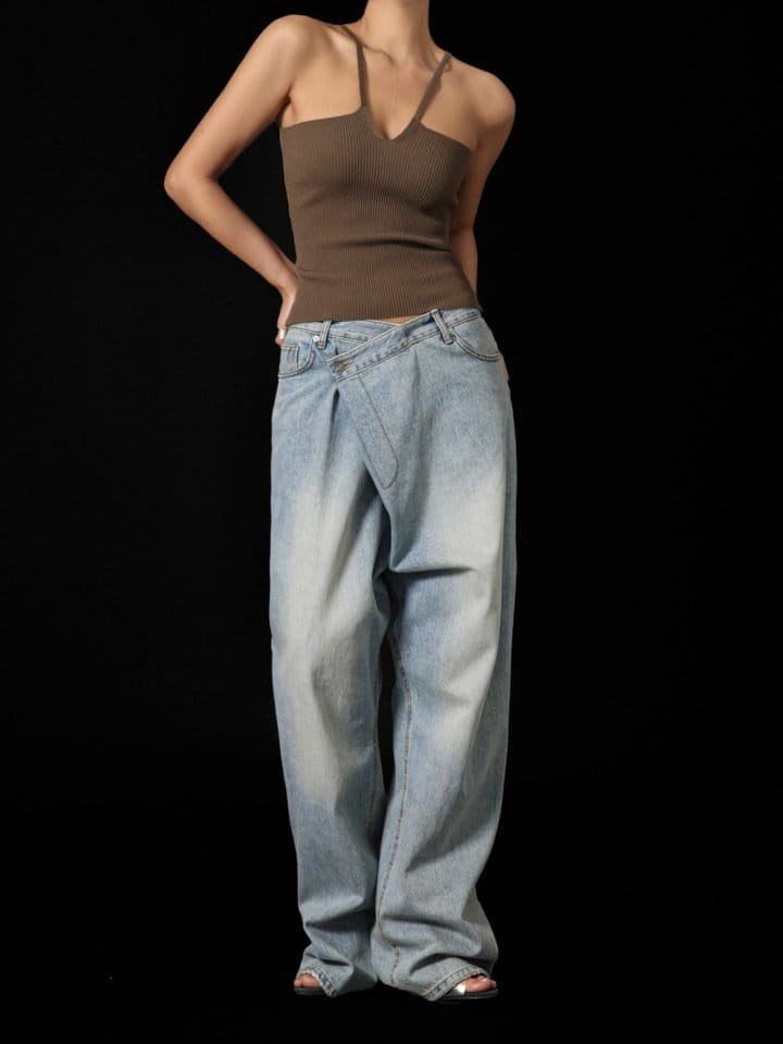 Paper Moon - Korean Women Fashion - #womensfashion - V Line Strap Ribbed Knit Sleeveless Top - 5