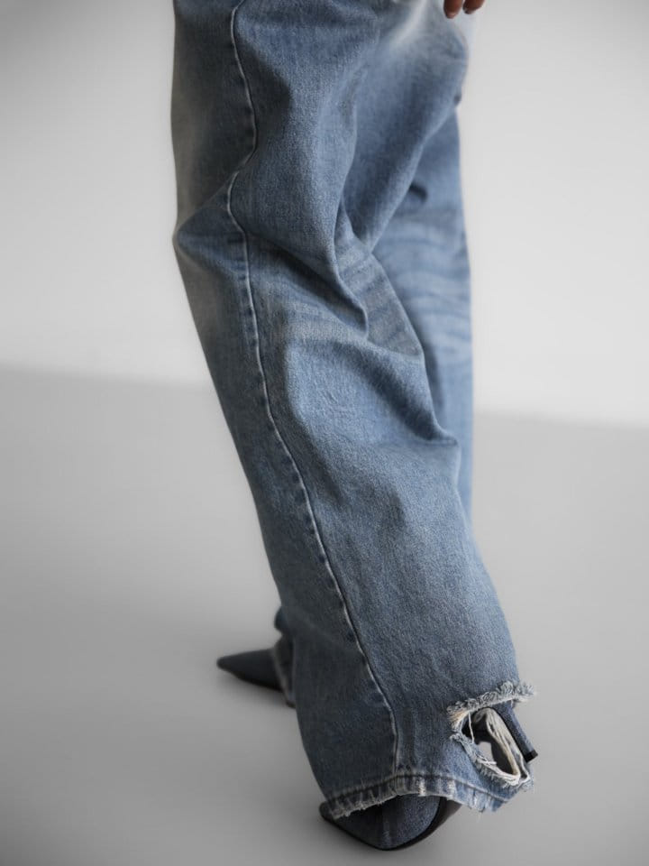 Paper Moon - Korean Women Fashion - #womensfashion - Vintage Blue Distressed Damage Wash Wide Leg Jeans - 3