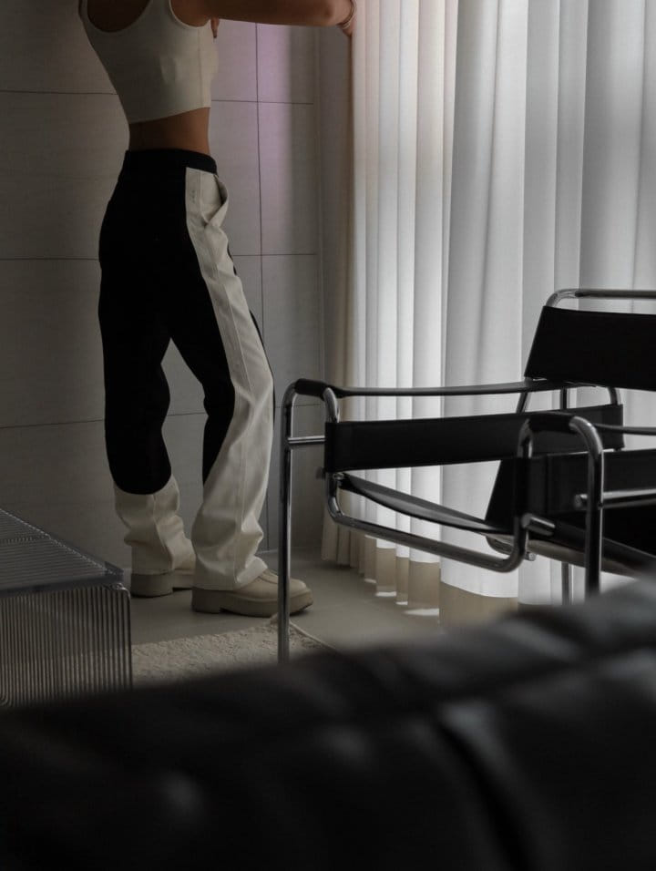 Paper Moon - Korean Women Fashion - #womensfashion - Bi Color Round Cation C Pants - 6