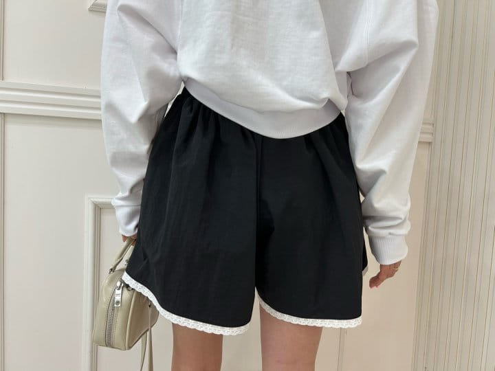 Pearls room - Korean Women Fashion - #momslook - Lace Shorts - 7