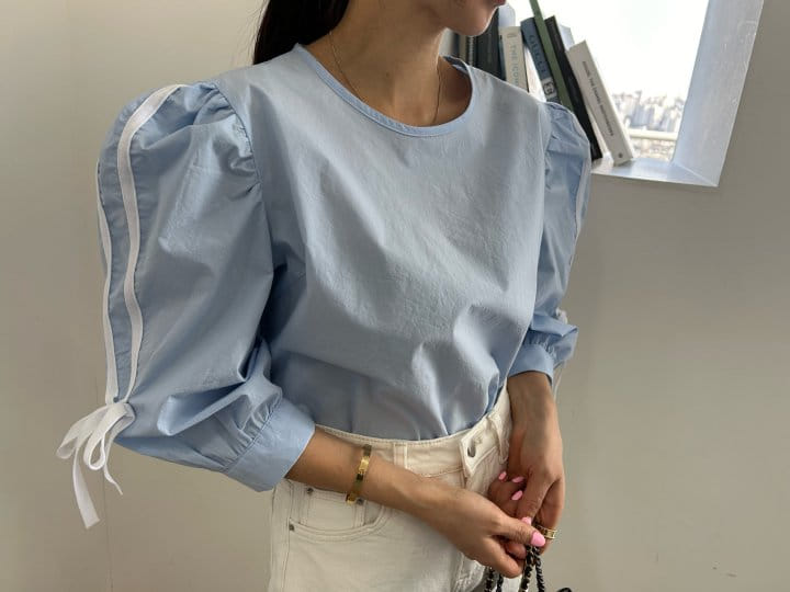 Pearls room - Korean Women Fashion - #momslook - Tape Blouse - 3