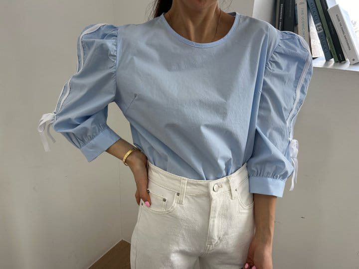 Pearls room - Korean Women Fashion - #momslook - Tape Blouse - 7