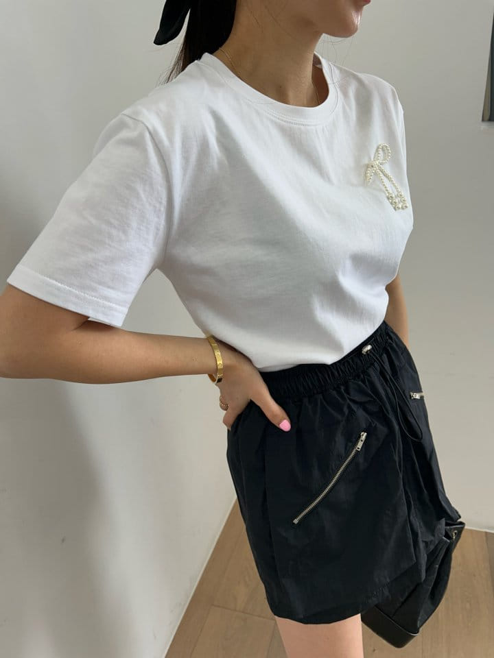 Pearls room - Korean Women Fashion - #momslook - Pearl Ribbon Tee - 3