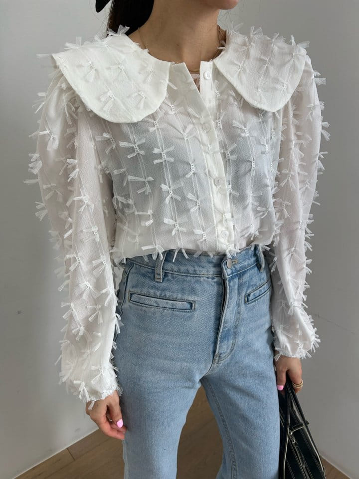 Pearls room - Korean Women Fashion - #womensfashion - Collar Ribbon Blouse - 9