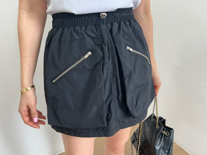 Pearls room - Korean Women Fashion - #womensfashion - Zipper Blouse 