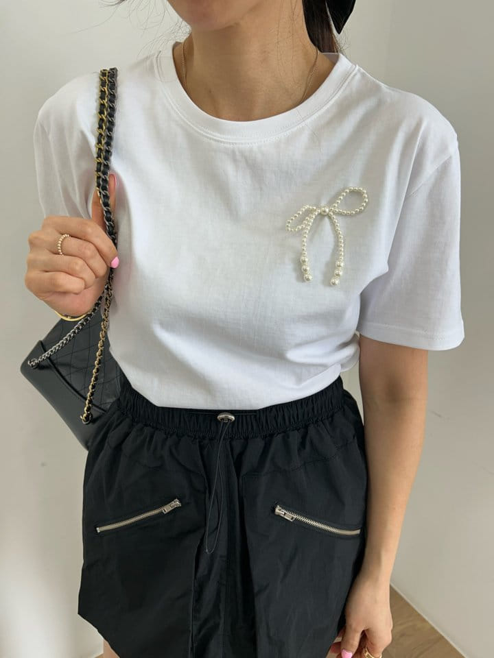 Pearls room - Korean Women Fashion - #womensfashion - Pearl Ribbon Tee - 2