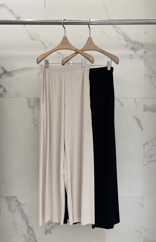 Plushong - Korean Women Fashion - #momslook - Cool Rib Pants