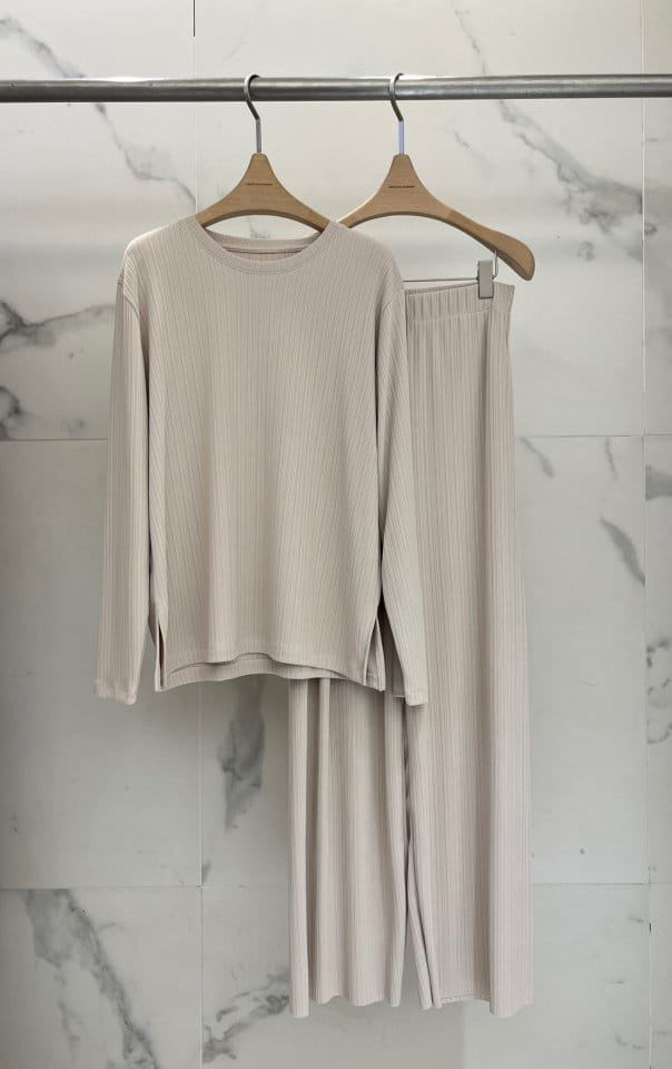 Plushong - Korean Women Fashion - #momslook - Cool Rib Tee - 6