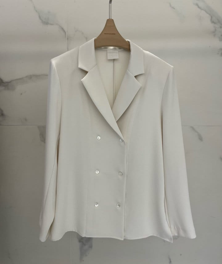 Plushong - Korean Women Fashion - #momslook - Guho Poly Jacket - 3
