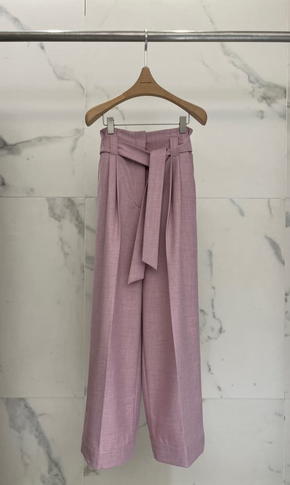 Plushong - Korean Women Fashion - #womensfashion - Lang V Pants - 2