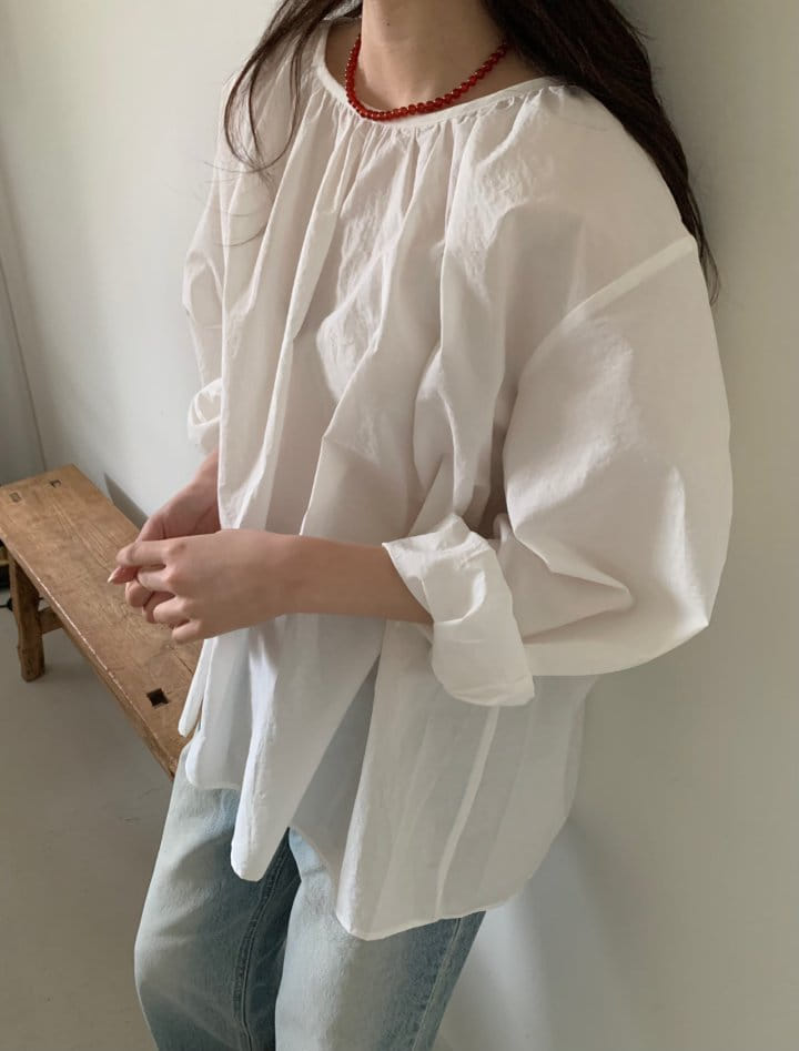 Pomelo - Korean Women Fashion - #momslook - Round Shirring Blouse - 8