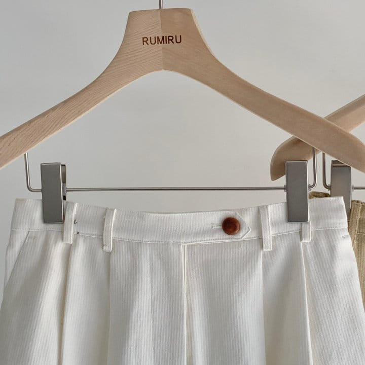 Rumiru - Korean Women Fashion - #momslook - Muse Shorts - 11