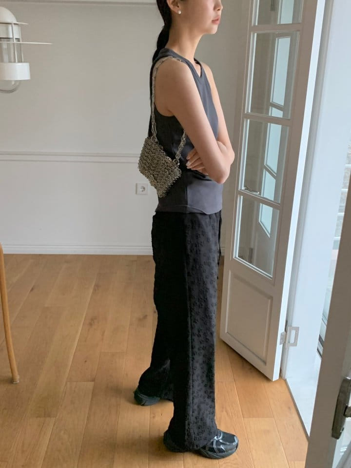 Rumiru - Korean Women Fashion - #momslook - Live Sleeveless Tee - 10