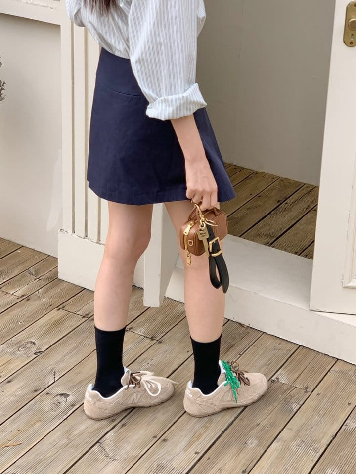 Rumiru - Korean Women Fashion - #pursuepretty - Buckle Wrap Skirt - 4