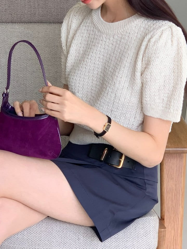 Rumiru - Korean Women Fashion - #restrostyle - Puff Short Sleeve Tee - 3