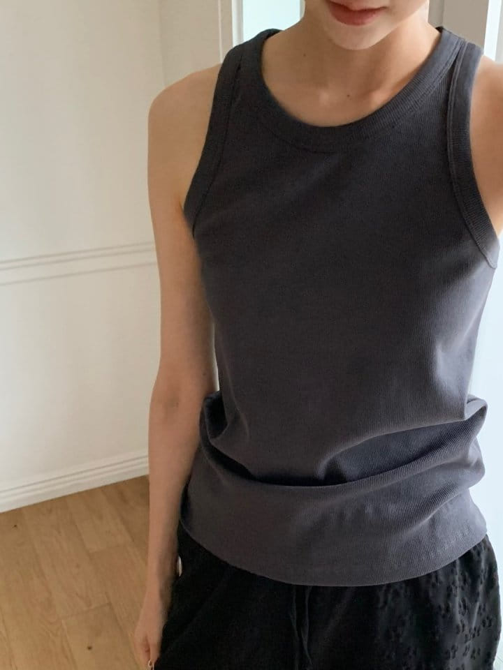 Rumiru - Korean Women Fashion - #womensfashion - Live Sleeveless Tee - 11