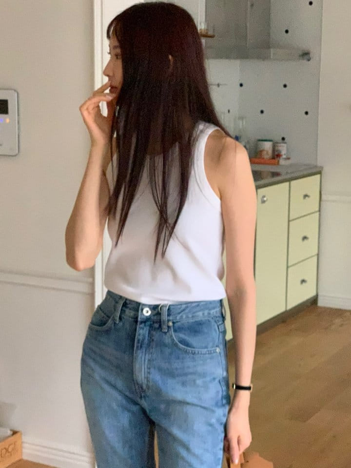 Rumiru - Korean Women Fashion - #womensfashion - Live Sleeveless Tee - 9