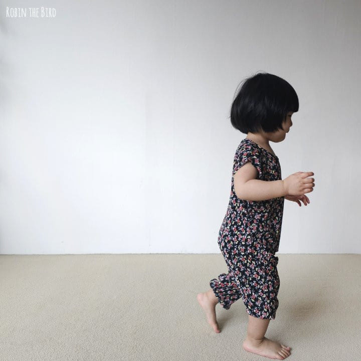 Saerobin - Korean Children Fashion - #discoveringself - Flower Pleats Top Bottom Set - 3