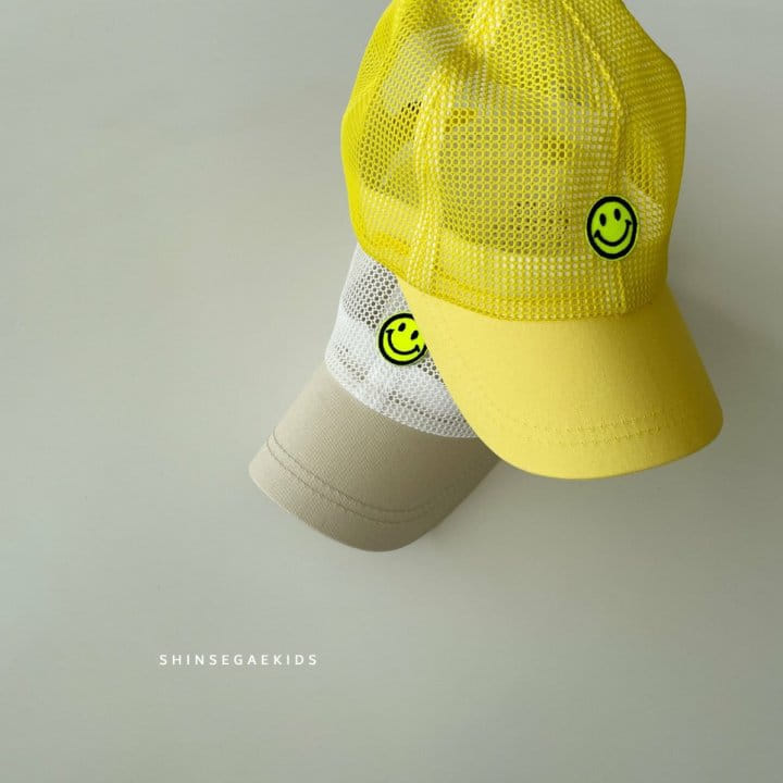Shinseage Kids - Korean Children Fashion - #stylishchildhood - Mini Smile Mesh Ball Cap - 4