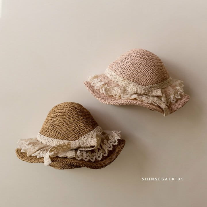 Shinseage Kids - Korean Children Fashion - #kidsshorts - Jisa Mesh Lace Bucket Hat - 3