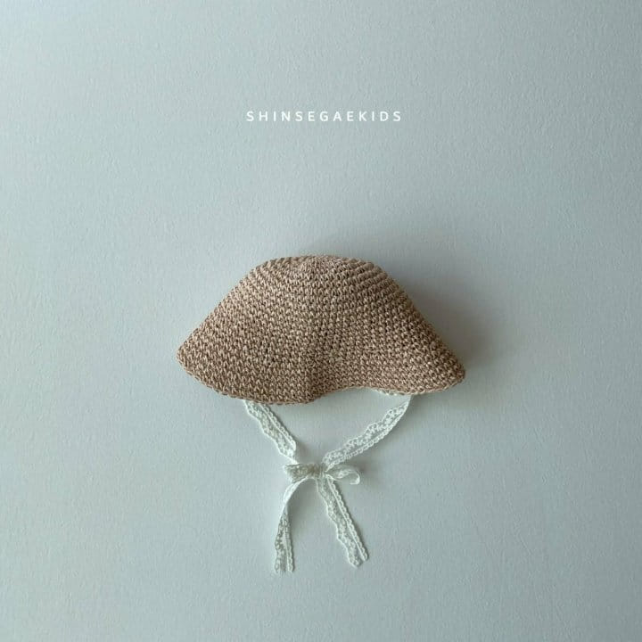 Shinseage Kids - Korean Children Fashion - #kidsshorts - Stitch Lace Bonnet - 2
