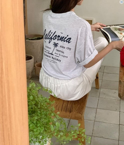 Sienne - Korean Women Fashion - #momslook - Holly Box Short Sleeve Tee - 10