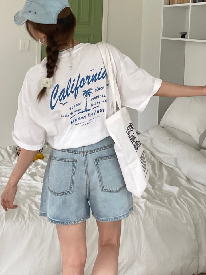 Sienne - Korean Women Fashion - #womensfashion - Holly Box Short Sleeve Tee - 4