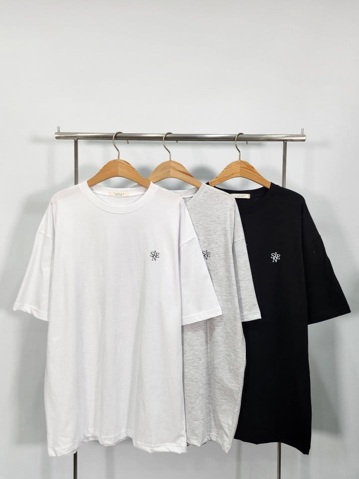 Sienne - Korean Women Fashion - #womensfashion - CN Box Short Sleeve Tee
