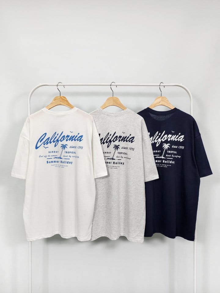 Sienne - Korean Women Fashion - #womensfashion - Holly Box Short Sleeve Tee - 11