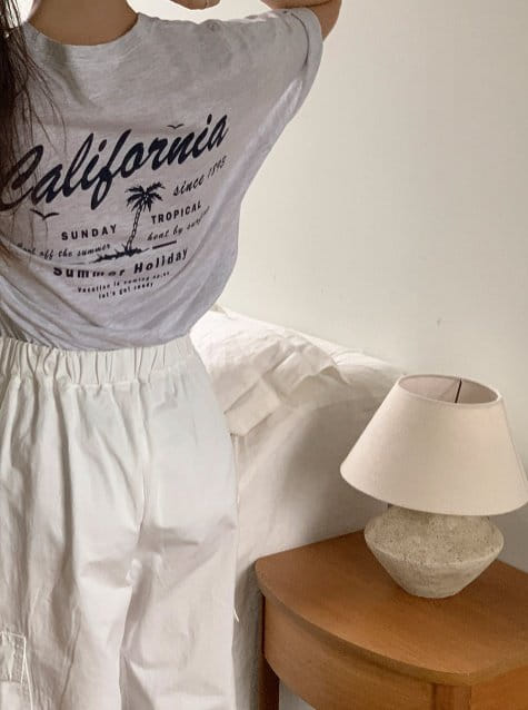 Sienne - Korean Women Fashion - #womensfashion - Holly Box Short Sleeve Tee - 9