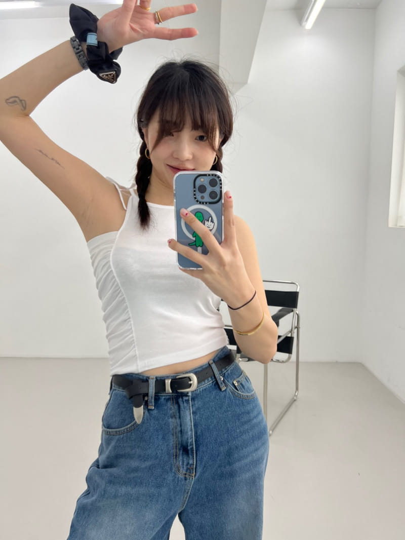 Solar - Korean Women Fashion - #romanticstyle - Coni Sleeveless Tee - 6