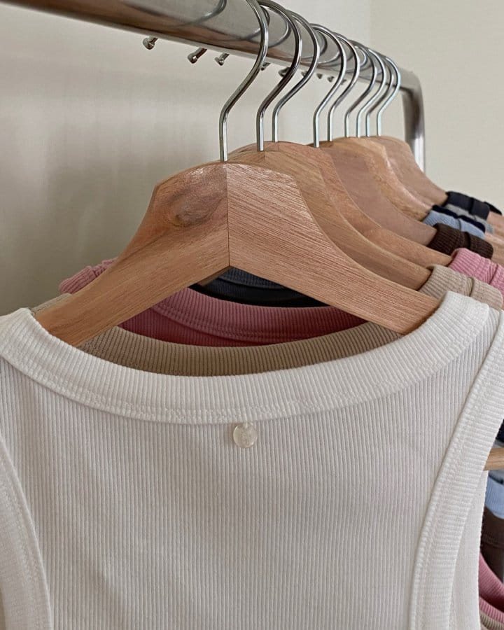 Taejoon - Korean Women Fashion - #momslook - Rib Sleeveless Tee - 3