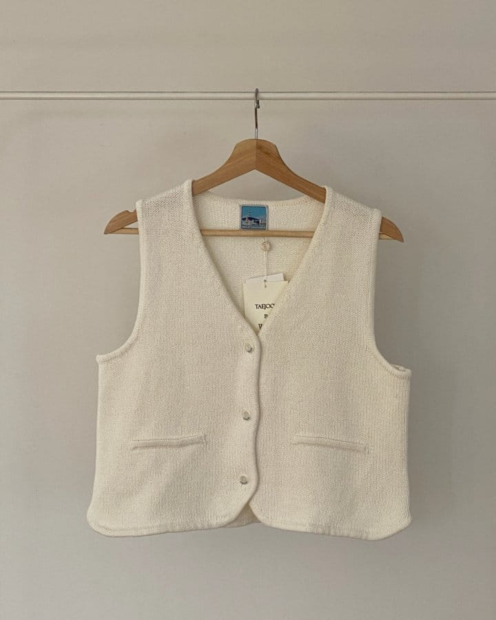 Taejoon - Korean Women Fashion - #womensfashion - Button Knit Vest - 4