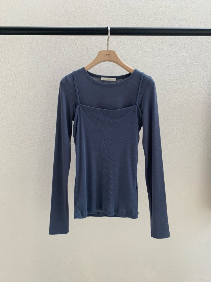 Taf - Korean Women Fashion - #romanticstyle - Layered Tight Tee - 4