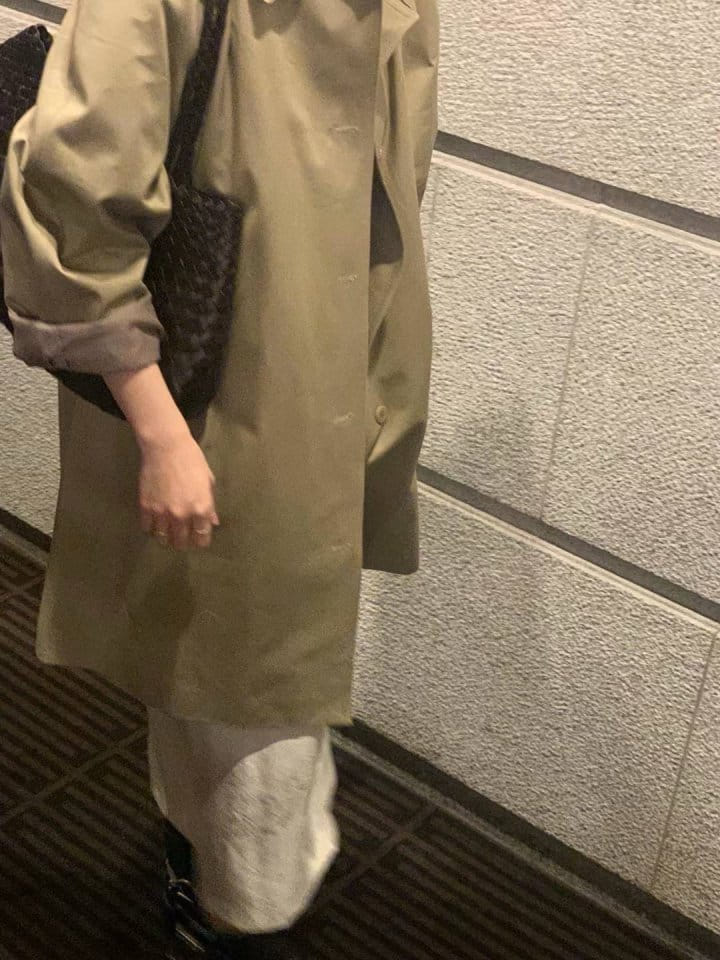 Taf - Korean Women Fashion - #thelittlethings - Hubun Half Trench Coat - 3