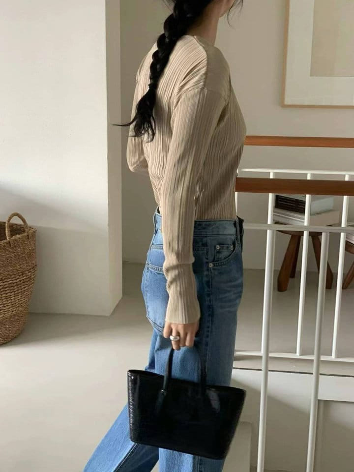 Taf - Korean Women Fashion - #vintagekidsstyle - More Pleats Tee - 6