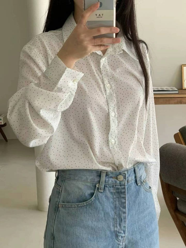 Taf - Korean Women Fashion - #momslook - Pom Pom Dot Blouse - 4