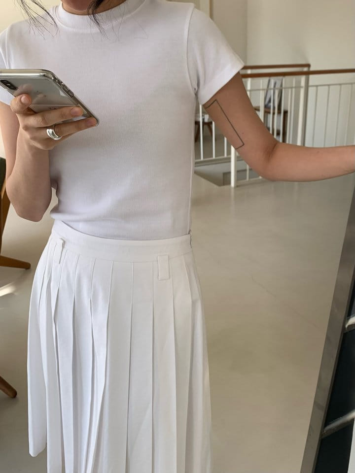 Taf - Korean Women Fashion - #momslook - Mini Short Sleeve Tee - 4