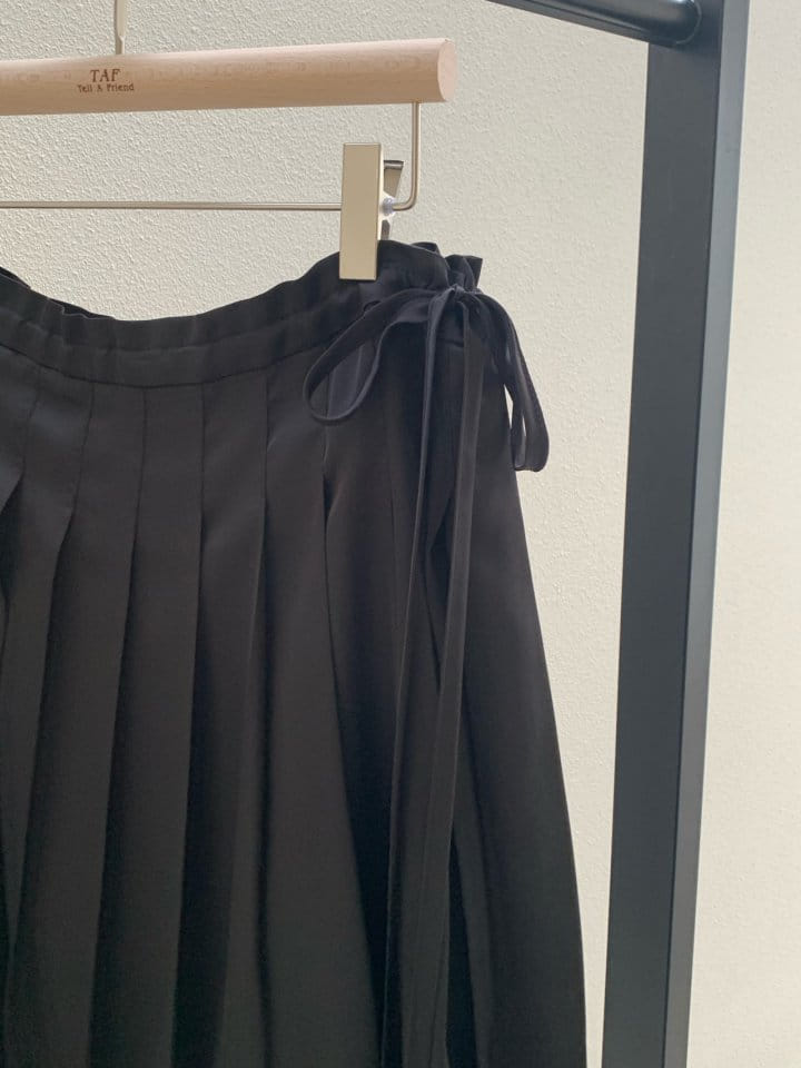 Taf - Korean Women Fashion - #womensfashion - Low String Skirt - 2
