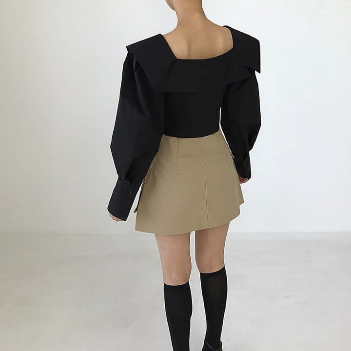 Twomoon - Korean Women Fashion - #womensfashion - Collar Square Top - 3