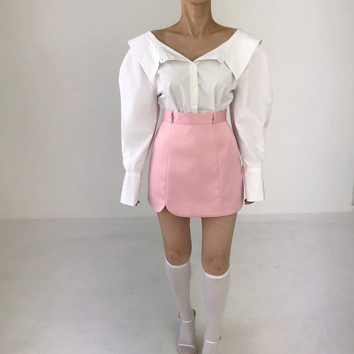 Twomoon - Korean Women Fashion - #womensfashion - Ribbon Pearl Strap Shirt - 2
