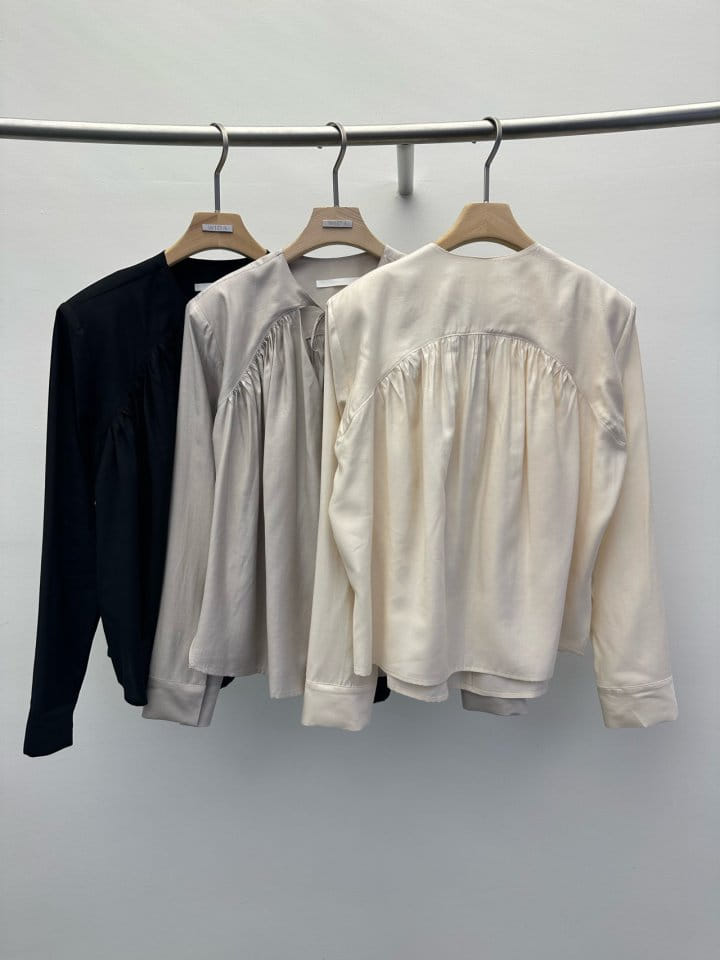 Wida - Korean Women Fashion - #womensfashion - Ribbon Shirring Blouse - 3