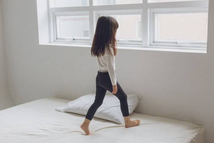 Yerooyena - Korean Children Fashion - #childofig - Check Banding Leggings